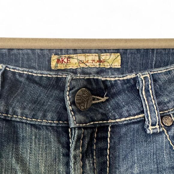 BKE Buckle Culture Distressed Jeans Size 29x31 (Style BKL5137R) - Picture 3 of 8